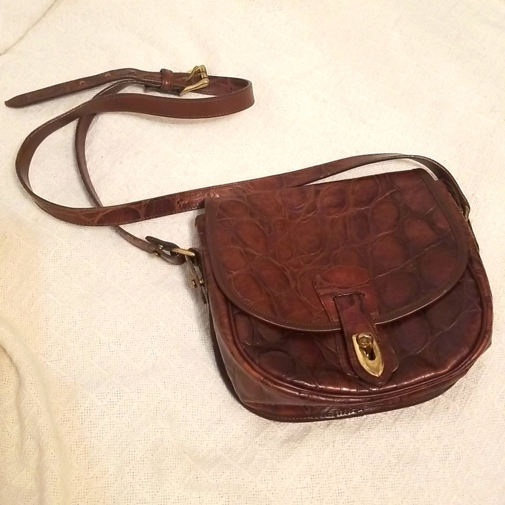 Dooney & Bourke Messenger Bag